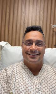 Xanddy segue no hospital, em Salvador