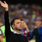Xavi comenta possível retorno de Messi: 'Poderia jogar em várias posições'