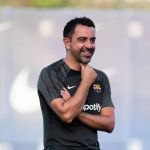 Técnico do Barcelona, Xavi elogia joia revelada pelo Cruzeiro