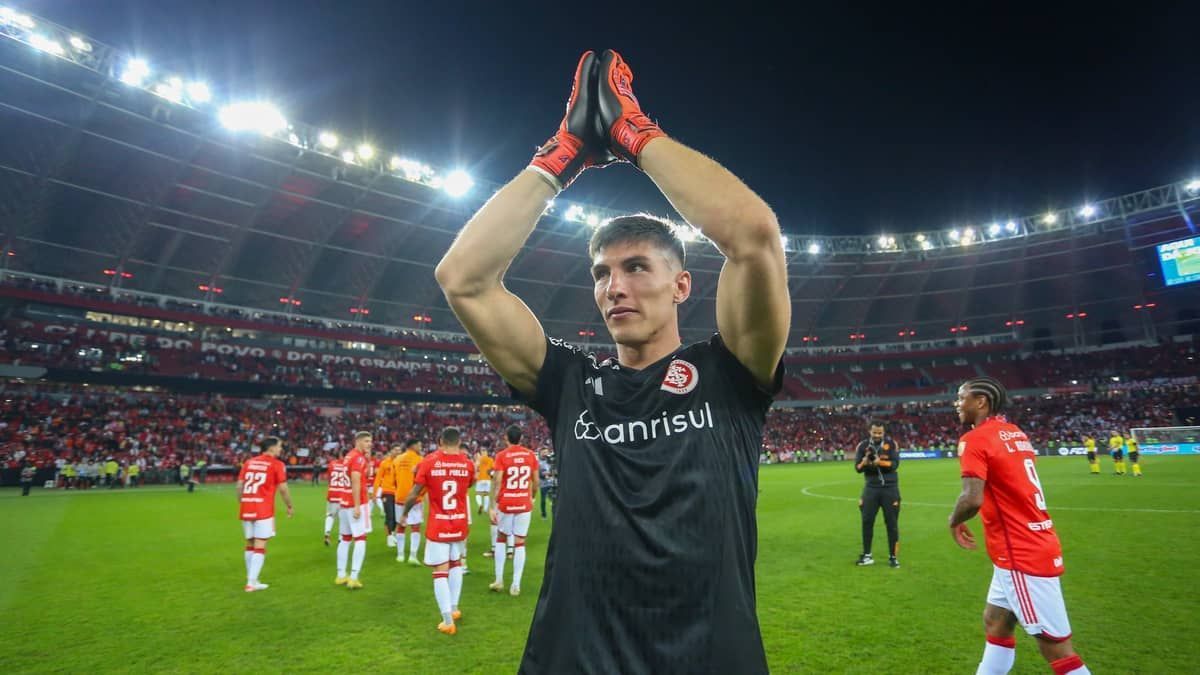 Inter: Rochet é o goleiro com mais defesas na fase eliminatória da Libertadores