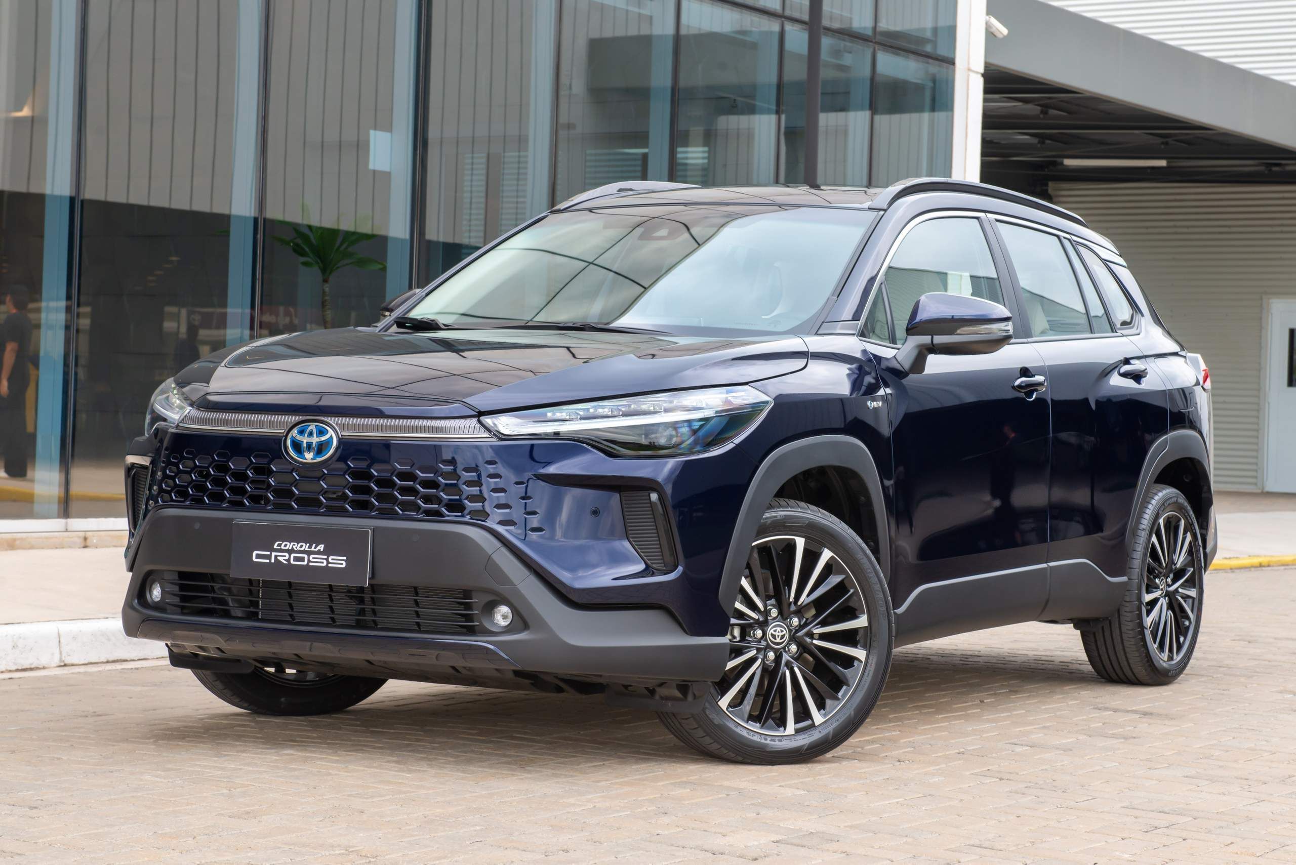 SUVs mais vendidos em outubro: VW Tera lidera; Corolla Cross despenca com fábricas paradas