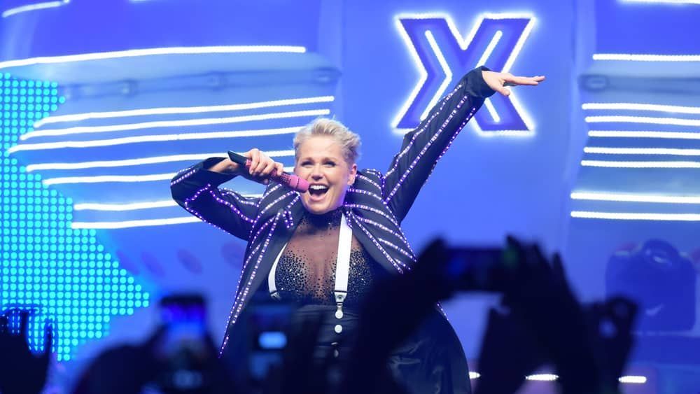 Xuxa é confirmada em line-up de festival antes de 'aposentar' a nave