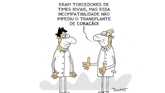 Charge do Duke ilustra a solidariedade rompendo fronteiras até mesmo com rivais no futebol