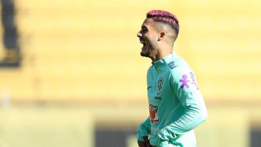 Yan Couto, lateral que deve ser titular da Seleção pela primeira vez