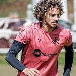 Vitória mantém precaução com casos de Yan Souto e Iury Castilho