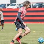 Sem Castilho, Vitória inicia preparação para enfrentar o Vila Nova