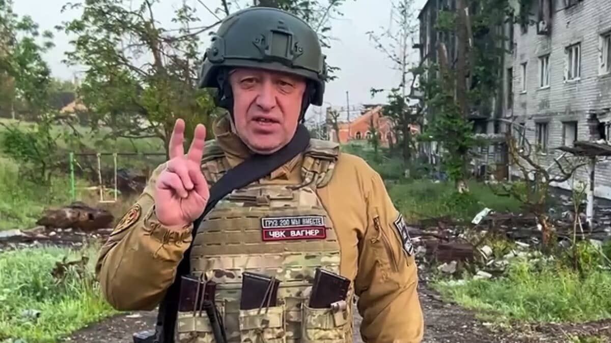 Chefe do Grupo Wagner e rival de Putin estava a bordo que avião que caiu, confirma Rússia