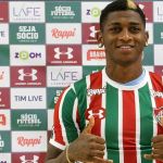 Livre no mercado, Fluminense negocia retorno de Yoni González