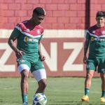 Yoni González é regularizado e pode estrear pelo Fluminense no domingo (9)