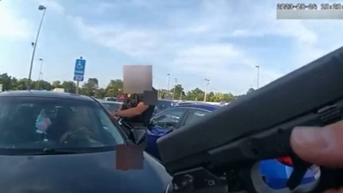Vídeo: policial mata jovem negra grávida e vídeo da ação revolta familiares nos EUA