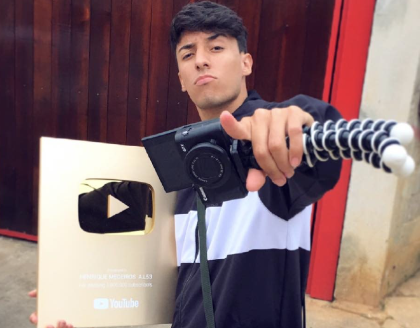 Polícia investiga participação de adolescente na morte de youtuber em SP