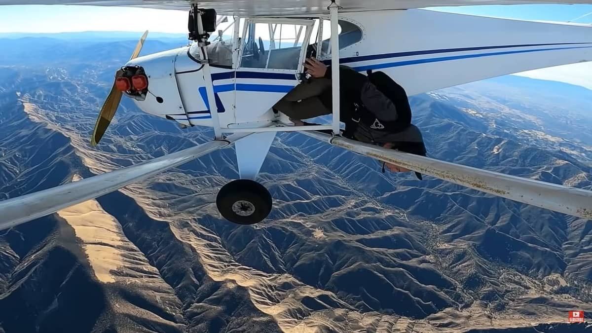 Youtuber provoca acidente de avião em busca de audiência