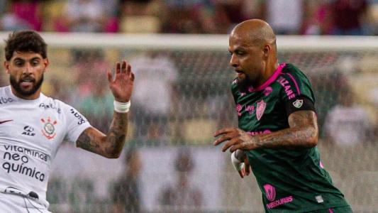 Yuri Alberto e Felipe Melo em jogo entre Corinthians e Fluminense