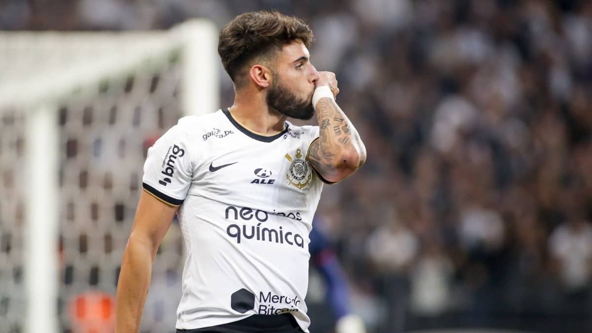 Yuri quebra jejum, e Corinthians busca empate com Fortaleza pelo Brasileirão
