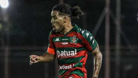 Yuri foi um dos capitães da Portuguesa-RJ ao longo da temporada 2023