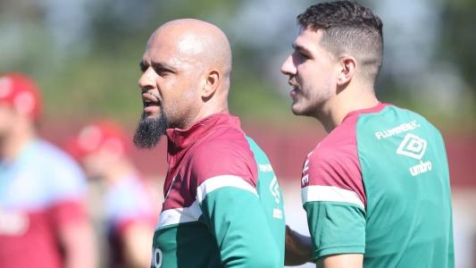 Zaga titular do Fluminense preocupa para o futuro