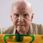 Zagallo está 'lúcido e respira sem a ajuda de aparelhos', diz filho