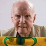 Zagallo está 'lúcido e respira sem a ajuda de aparelhos', diz filho