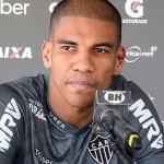 De preterido a ídolo: há 12 anos, Atlético anunciava Léo Silva como reforço