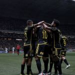 Zagueiro desconversa sobre renovação com o Atlético: 'Cabeça está no agora'