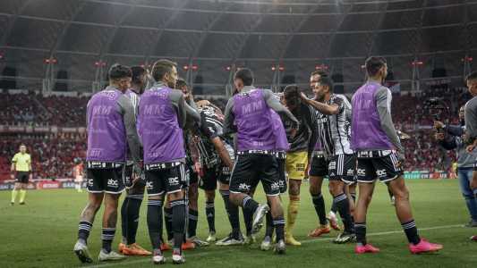 Zagueiro do Atlético é o único do futebol mineiro na seleção da 25ª rodada da Série A