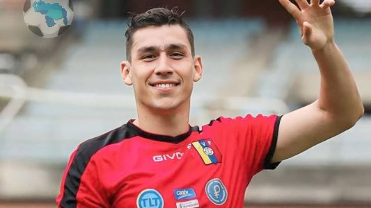 Zagueiro do São Paulo é convocado por seleção para enfrentar o Brasil