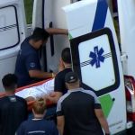 Santos x Cruzeiro: jogador bate cabeça na trave e deixa estádio de ambulância