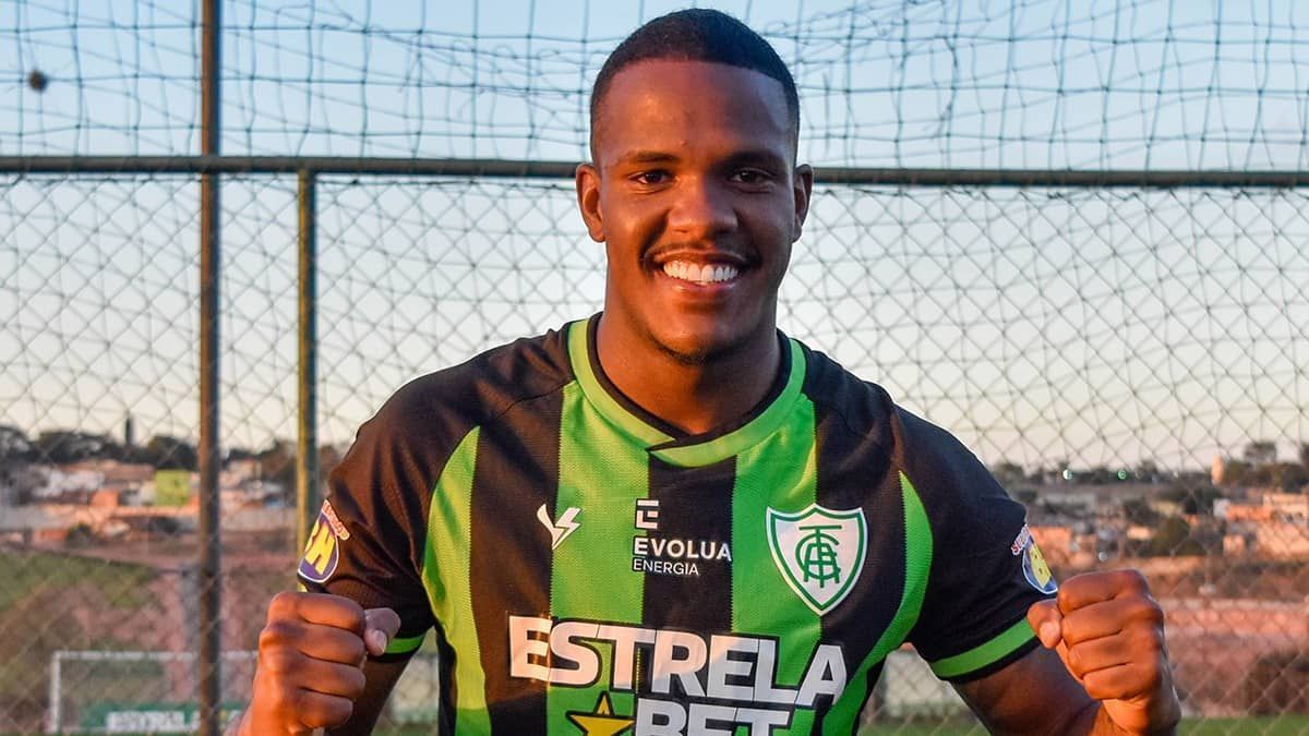 América amplia contrato de zagueiro da base antes de empréstimo a time europeu
