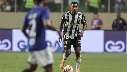 Zagueiro jogou o primeiro clássico desde que voltou ao Atlético