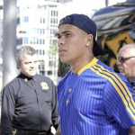Zagueiro consegue visto após negativas e se junta ao Boca para o Mundial