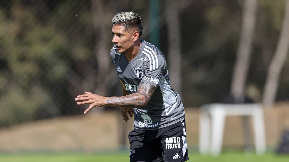 Atlético terá força máxima em Bogotá, e prepara logística especial para Zaracho