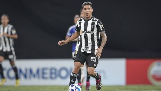 Zaracho foi titular do Atlético na vitória sobre o Millonarios