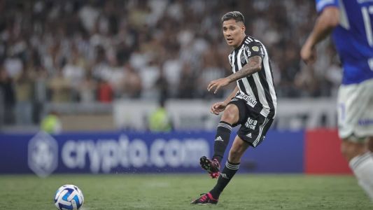 Zaracho foi titular e peça importante na vitória do Atlético no Mineirão