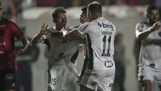 Zaracho garantiu classificação com golaço de voleio