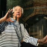 Morte de Zé Celso: Laudo aponta aquecedor como causa provável de incêndio 