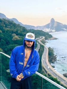 Zé Felipe posta suposta indireta para Vini Jr. e Virginia