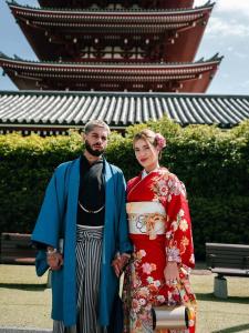 Zé Felipe e Virginia em viagem ao Japão em abril