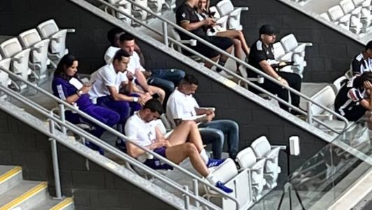 Zé Ivaldo acompanhou clássico entre Atlético e Cruzeiro