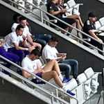 Reforço do Cruzeiro para 2024 acompanha clássico contra Atlético na Arena MRV