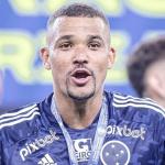 Cruzeiro se reúne com Athletico-PR na tentativa de viabilizar volta de Zé Ivaldo