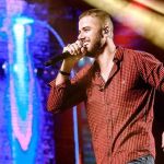 Zé Neto capotou carro após desviar de animal, diz produtor