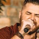 Zé Neto passa por cirurgia e segue na UTI após acidente de carro; veja boletim