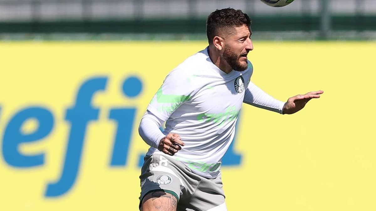 Zé Rafael completará 250 jogos pelo Palmeiras: 'Realizado'; veja vídeo