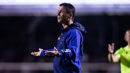 Zé Ricardo agora vai preparar o Cruzeiro para o duelo com o Internacional, no próximo domingo
