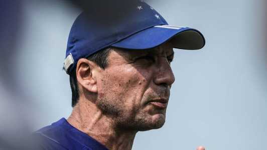Zé Ricardo comandou o Cruzeiro por dez jogos, entre setembro de novembro de 2023