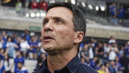 Zé Ricardo escalou Cruzeiro com novidades para jogo em Curitiba