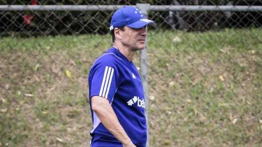Zé Ricardo foca nos compromissos contra São Paulo e Internacional pelo Brasileirão