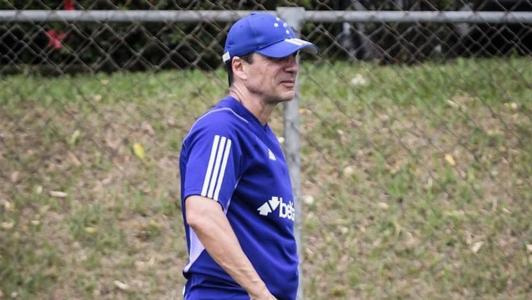 Zé Ricardo foca nos compromissos contra São Paulo e Internacional pelo Brasileirão