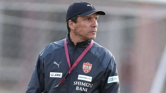 Zé Ricardo não fez bom trabalho pelo clube japonês e foi demitido neste ano