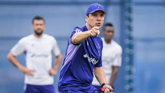 Zé Ricardo no comando do primeiro treino como técnico do Cruzeiro